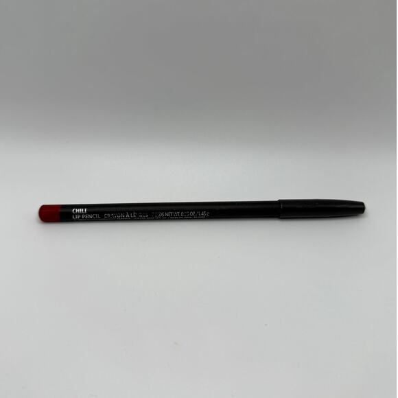 MAC Lip Pencil Crayon à Lèvres Chili Rimmed 0.05oz/1.45g - Picture 2 of 5